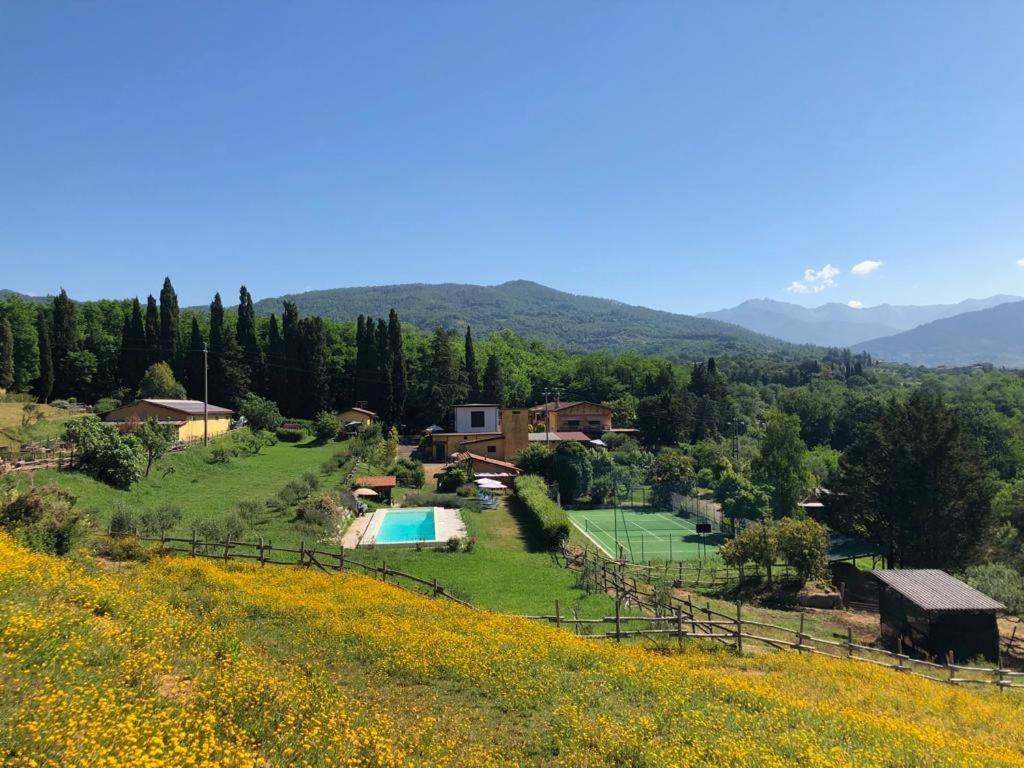 Podere La Piana Фивиццано Экстерьер фото