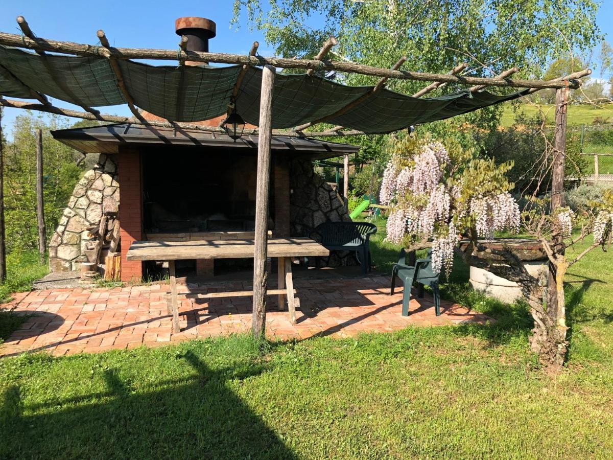 Podere La Piana Фивиццано Экстерьер фото