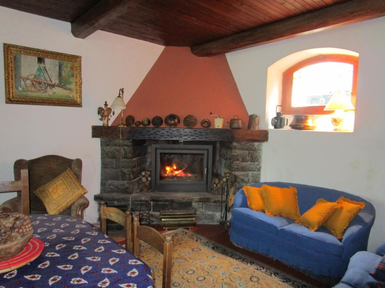 Podere La Piana Фивиццано Экстерьер фото